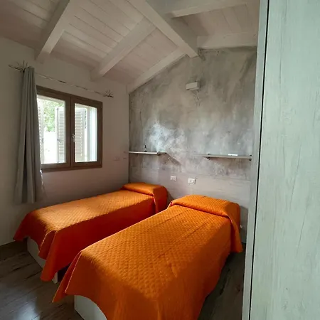 Villa Maluva - *
